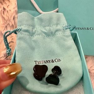 TIFFANY & CO. - FULL HEART BLACK CUFFLINKS